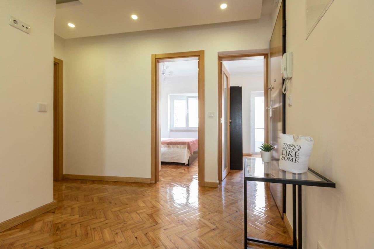 Like-Home-T3 Apt-Campolide, Near Amoreiras Mall Lisbona Esterno foto